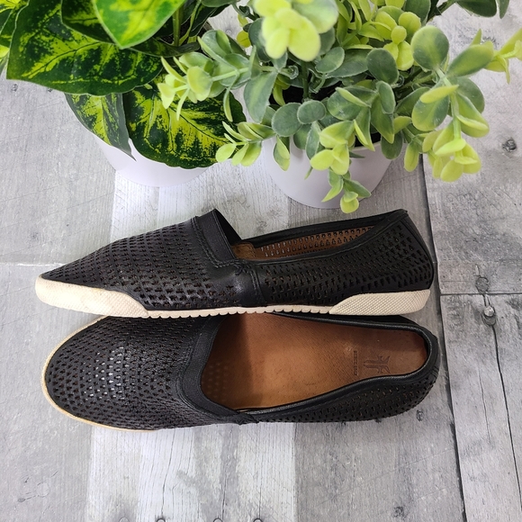 frye melanie perforated slip on